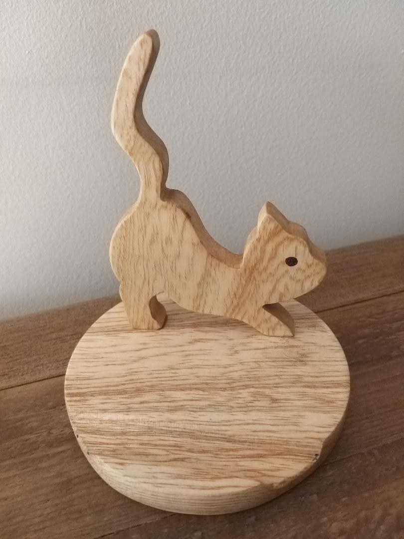 Wooden Cat Phone Holder